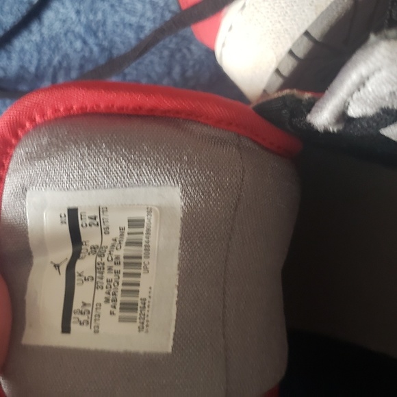 Jordan's Authentic - Picture 3 of 3